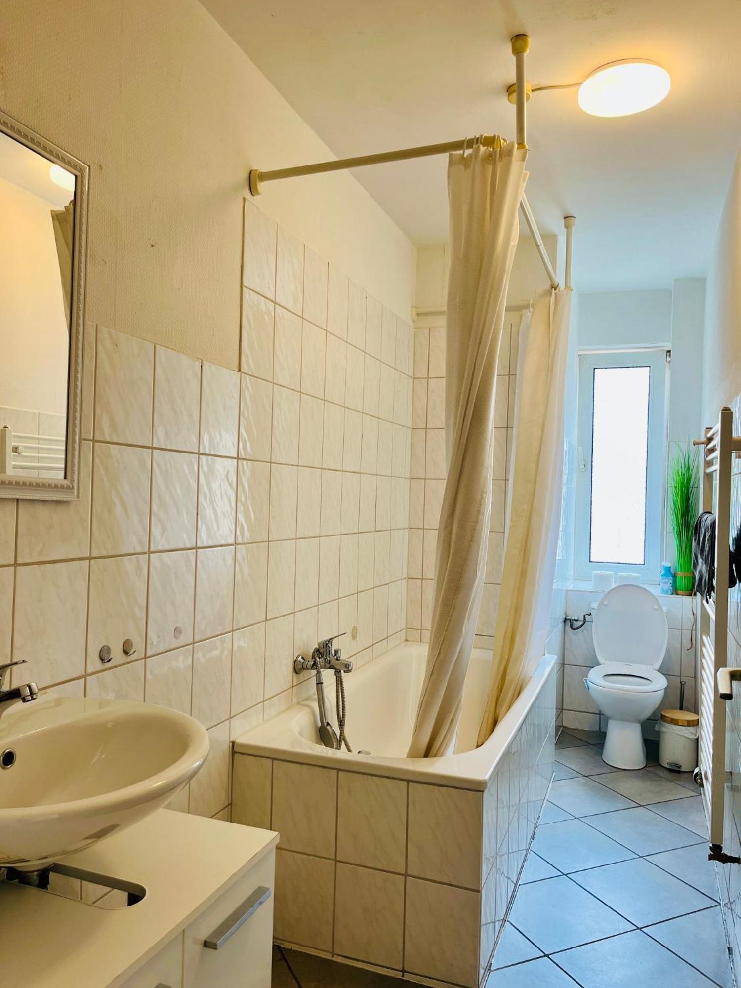 Geraeumige Wohnung Im Herzen Kassels Eksteriør bilde